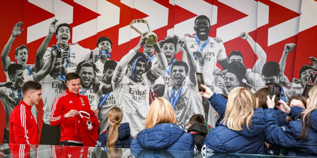 Read more about the article Benfica vende direitos televisivos à NOS por 114,2 milhões de euros