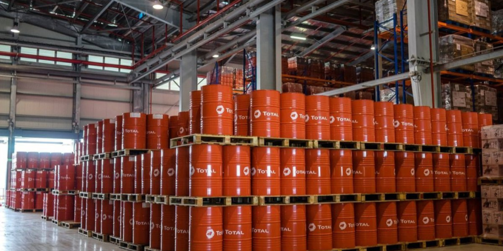Read more about the article Preço do barril de petróleo volta a ultrapassar os 100 dólares