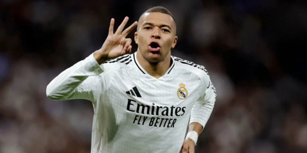Read more about the article Mbappé a três golos de igualar recorde histórico de Cristiano Ronaldo