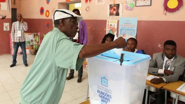 Partidos da oposição e sociedade civil querem contagem paralela nas eleições de 2027